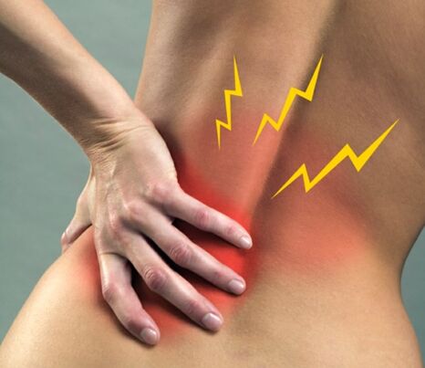 Dolor de espalda en la región lumbar